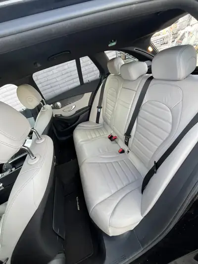Mercedes-Benz C 450 AMG 4Matic — Break sportif premium, 367 ch et technologie Comand — Miniature 7