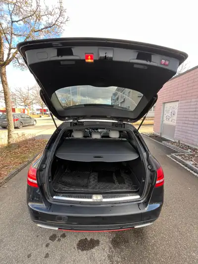 Mercedes-Benz C 450 AMG 4Matic — Break sportif premium, 367 ch et technologie Comand — Miniature 14