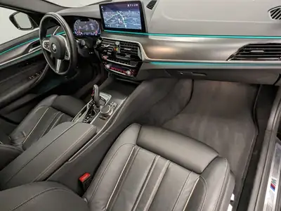 BMW 530i xDrive 48V Touring M Sport Pro — Break premium hybride léger, 49 000 km — dettaglio