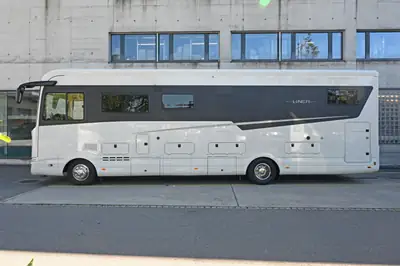 Concorde Liner Plus 1090 MS Iveco — Camping-car intégral premium, 90'000 km, diesel automatique — exterior view