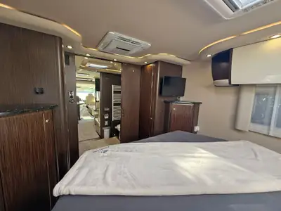 Concorde Liner Plus 1090 MS Iveco — Camping-car intégral premium, 90'000 km, diesel automatique — Thumbnail 7