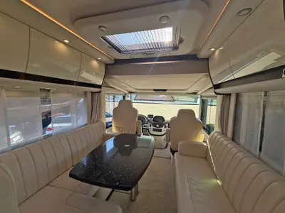 Concorde Liner Plus 1090 MS Iveco — Camping-car intégral premium, 90'000 km, diesel automatique — Thumbnail 17