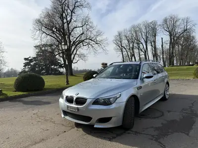 BMW M5 Touring 2008 — Break sportif 507 ch, transmission semi-automatique, sans sinistre — tableau de bord