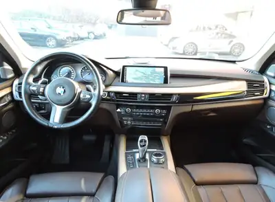 BMW X5 xDrive50i V8 — SUV premium 450 ch, équipement intégral Bang & Olufsen — Miniatur 8