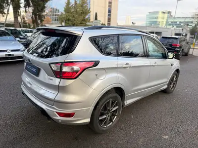 Ford Kuga 2.0 TDCi ST Line High 4WD — SUV robuste, première main expertisée — Armaturenbrett