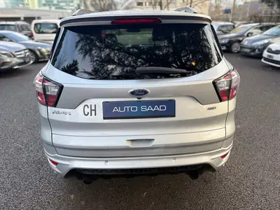 Ford Kuga 2.0 TDCi ST Line High 4WD — SUV robuste, première main expertisée — Innenraum