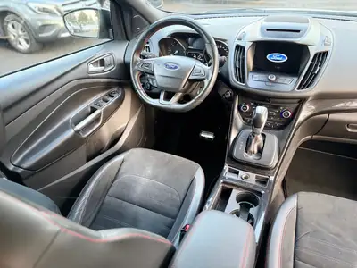 Ford Kuga 2.0 TDCi ST Line High 4WD — SUV robuste, première main expertisée — Miniatur 9