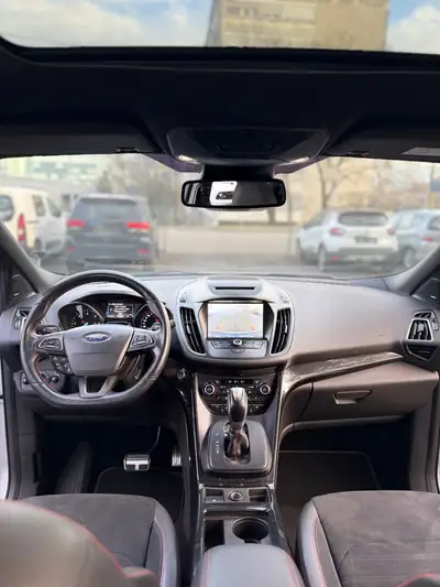 Ford Kuga 2.0 TDCi ST Line High 4WD — SUV robuste, première main expertisée — Miniatur 10