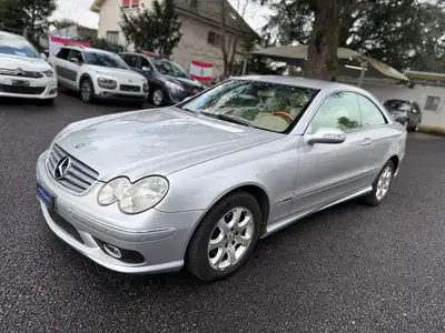 Mercedes-Benz CLK 320 Coupé — Élégance intemporelle, 218 ch et 114'000 km — side view
