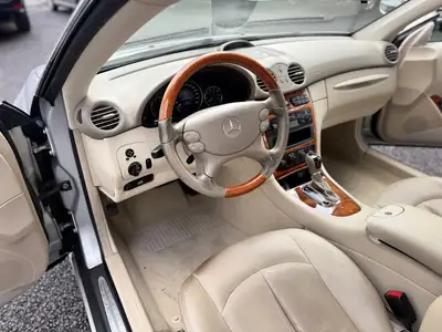Mercedes-Benz CLK 320 Coupé — Élégance intemporelle, 218 ch et 114'000 km — Thumbnail 10