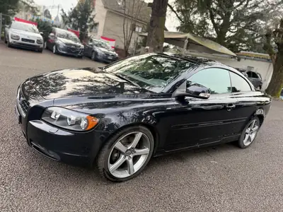 Volvo C70 2.4i Kinetic — Cabriolet élégant, sans accident, 204'000 km — side view