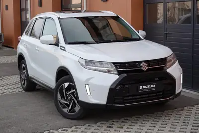 Suzuki Vitara 1.5 Hybrid Compact Top 4x4 — SUV hybride polyvalent, 50 km seulement — intérieur