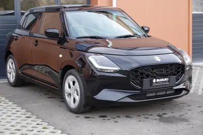 Suzuki Swift 1.2 Compact+ Hybrid — Citadine agile et économe, moins de 5000 km — côté