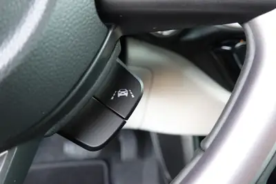 Suzuki Swift 1.2 Compact+ Hybrid — Citadine agile et économe, moins de 5000 km — Miniature 11