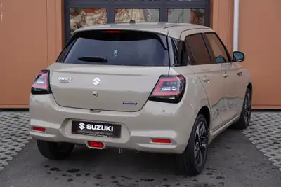 Suzuki Swift 1.2 Sakura Top Hybrid CVT — Édition Limitée, Hybride Économe et Connecté — Miniature 8