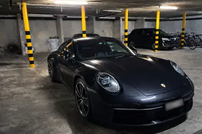 Porsche 911 Carrera PDK 2024 — Sportive emblématique, 25'000 km seulement — Außenansicht