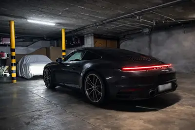 Porsche 911 Carrera PDK 2024 — Sportive emblématique, 25'000 km seulement — Armaturenbrett
