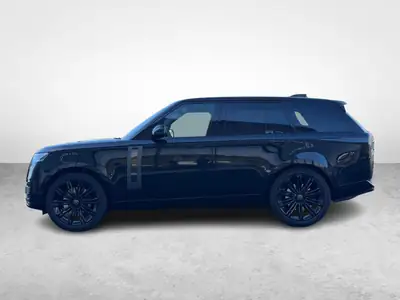 Land Rover Range Rover SV P530 V8 — Flagship tout-terrain, design Intrepid, directional neuf — tableau de bord