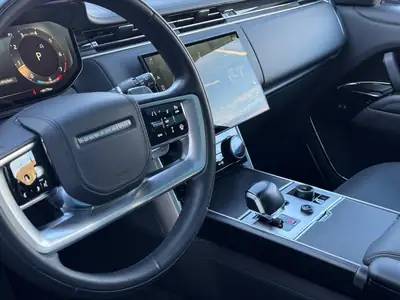 Land Rover Range Rover SV P530 V8 — Flagship tout-terrain, design Intrepid, directional neuf — Miniature 8