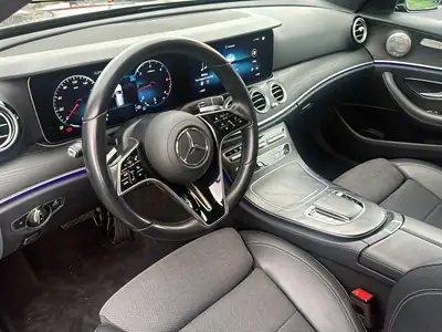 Mercedes-Benz E 220 d T 4Matic — Break diesel hybride, 55 000 km seulement — Thumbnail 11