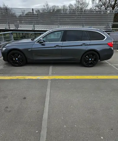 BMW 335d xDrive Touring — Diesel puissant, 221000 km, Luxury Line complète — côté