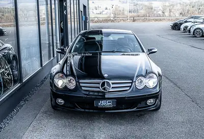 Mercedes-Benz SL 500 — Cabriolet prestige 2007, état exceptionnel, 42'200 km — rear view