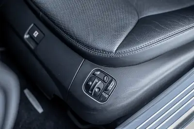 Mercedes-Benz SL 500 — Cabriolet prestige 2007, état exceptionnel, 42'200 km — Thumbnail 7