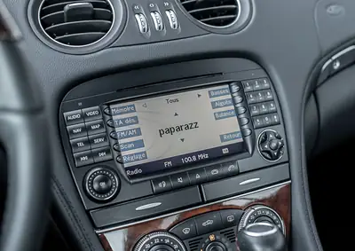 Mercedes-Benz SL 500 — Cabriolet prestige 2007, état exceptionnel, 42'200 km — Thumbnail 11