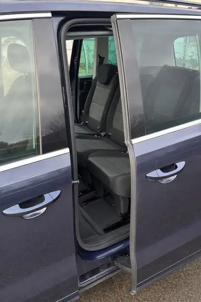 VW Sharan 2.0 TDI BlueMotion — Monospace 7 places fiable, sans accident — Innenraum