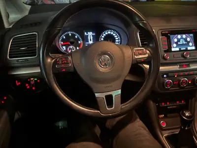 VW Sharan 2.0 TDI BlueMotion — Monospace 7 places fiable, sans accident — Detail