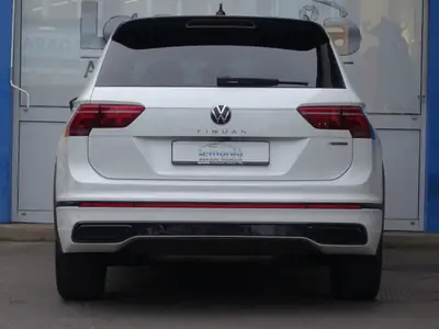 VW Tiguan 2.0 TSI R-Line 4Motion — SUV performant, première main, état impeccable — detail