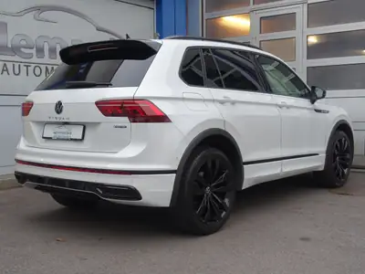 VW Tiguan 2.0 TSI R-Line 4Motion — SUV performant, première main, état impeccable — dashboard