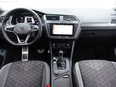 VW Tiguan 2.0 TSI R-Line 4Motion — SUV performant, première main, état impeccable — Thumbnail 11