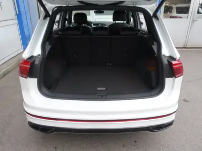 VW Tiguan 2.0 TSI R-Line 4Motion — SUV performant, première main, état impeccable — Thumbnail 16
