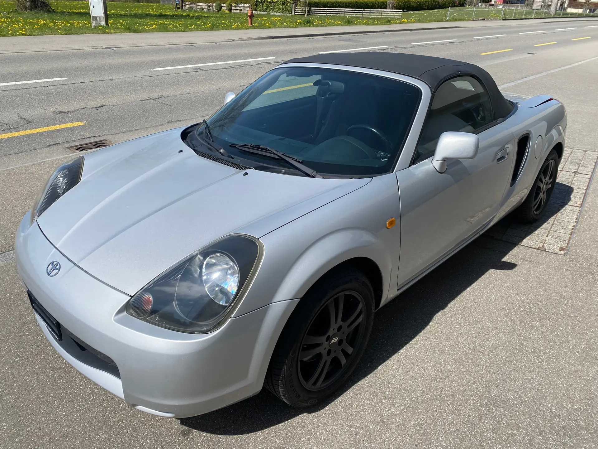 Toyota Mr2 2002 occasion Schenkon — 2