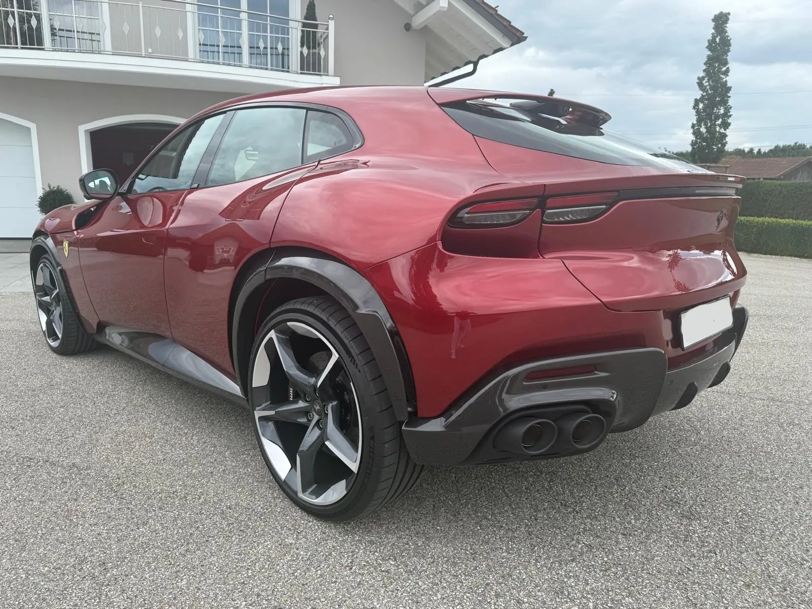 Ferrari Purosangue 6.5 V12 — Le SUV ultra-sportif à faible kilométrage — Außenansicht