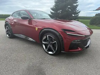 Ferrari Purosangue 6.5 V12 — Le SUV ultra-sportif à faible kilométrage — Seitenansicht