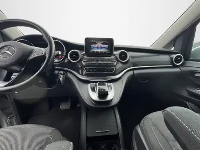 Mercedes-Benz V 250 d BlueTec — Van 7 places, 4WD robuste, faible consommation — Miniature 14