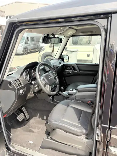 Mercedes-Benz G 350 — Le SUV de légende, diesel puissant et fiable — tableau de bord