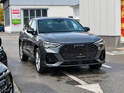 Audi Q3 Sportback 35 TFSI S line — SUV coupé hybride léger, 31 900 km, état impeccable — Heckansicht