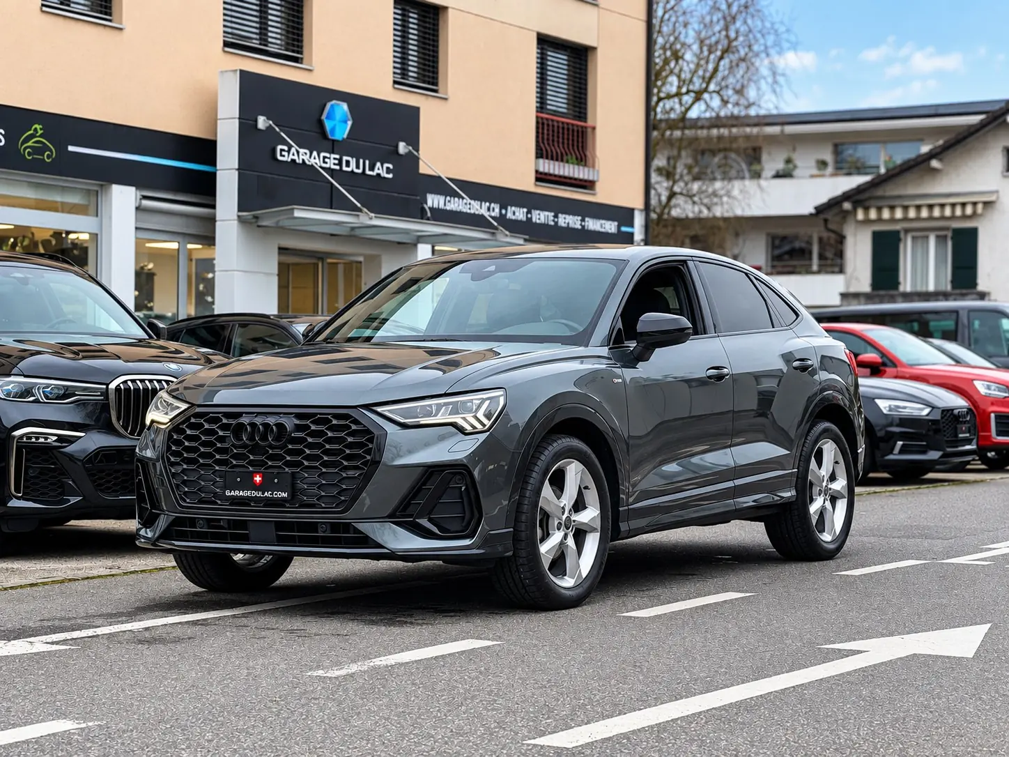 Audi Q3 Sportback 35 TFSI S line — SUV coupé hybride léger, 31 900 km, état impeccable