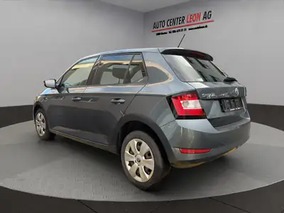 Skoda Fabia 1.0 TSI Ambition DSG — Citadine fiable sans accident, équipée et économe — intérieur