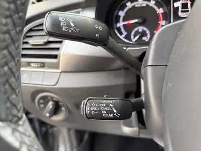 Skoda Fabia 1.0 TSI Ambition DSG — Citadine fiable sans accident, équipée et économe — Miniature 23