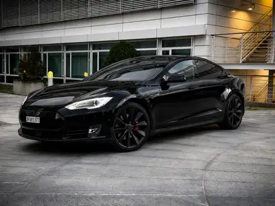 Tesla Model S P85D Performance — 738 ch, Supercharging gratuit illimité — vista esterna