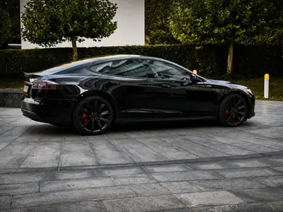 Tesla Model S P85D Performance — 738 ch, Supercharging gratuit illimité — interni