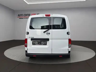 Nissan NV200 Evalia 1.6 16V — Monospace familial fiable, entretien à jour — dashboard