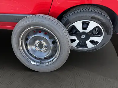 Renault Twingo 0.9 Intens — Petite citadine dynamique, faible kilométrage et équipée — Thumbnail 20