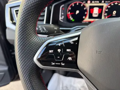 VW Polo 2.0 TSI GTI DSG — Sportive compacte dynamique, faible kilométrage — Miniature 24