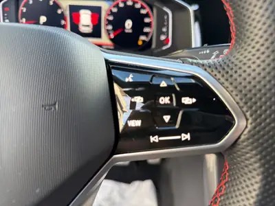 VW Polo 2.0 TSI GTI DSG — Sportive compacte dynamique, faible kilométrage — Miniature 25