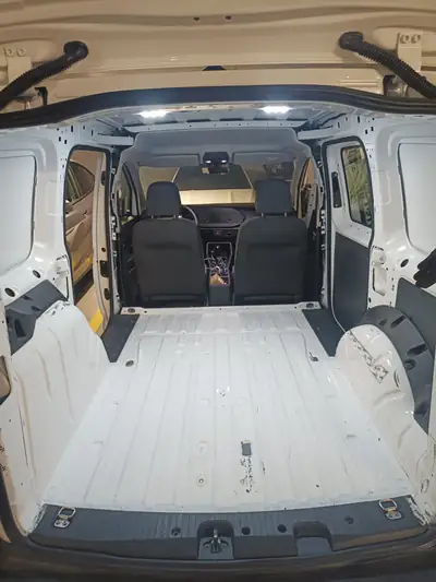VW Caddy Cargo 1.5 TSI Entry — Utilitaire compact performant, 49 000 km seulement — Detail